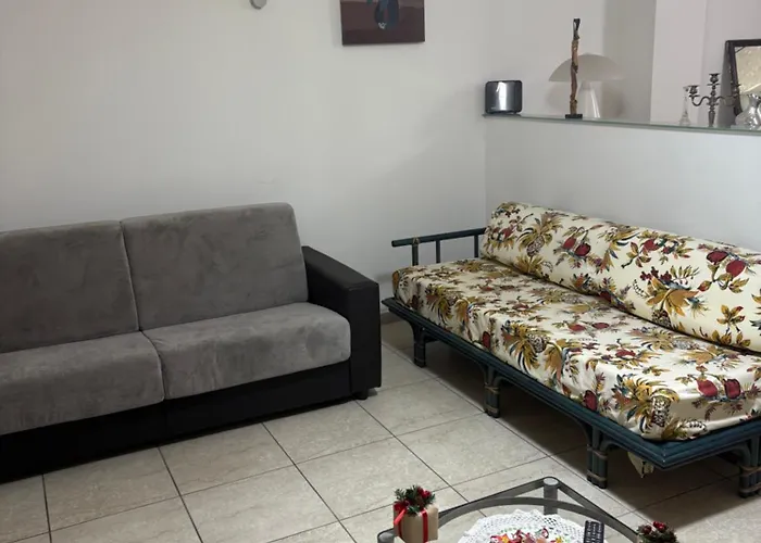 Rosa's -the Apartment *